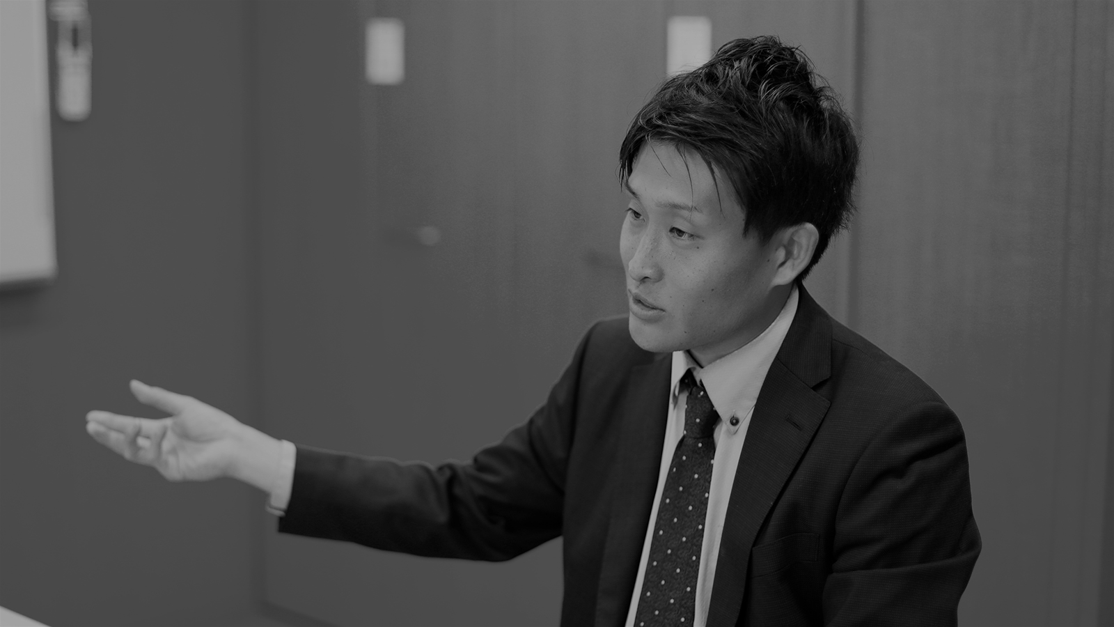 有限会社トモエ自動車商会 宮澤伸英