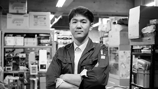 株式会社井谷衡機製作所 尾崎 隆之