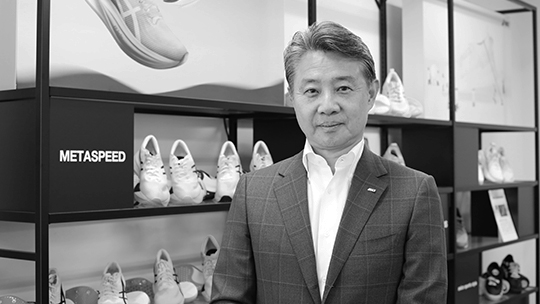 株式会社アシックス 富永 満之